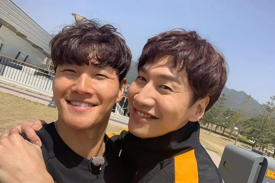 Kim Jong Kook dan Lee Kwang Soo. (soompi)